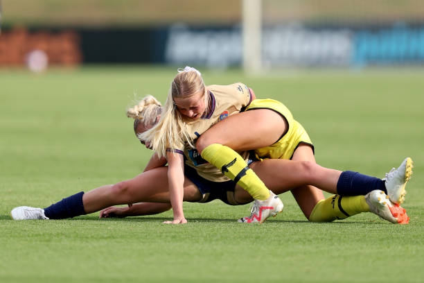 拉近了与其 拉近了与其